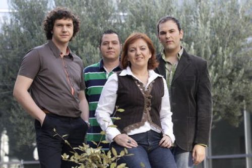 Equipo de Ésta es la Nuestra Equipo de Ésta es la Nuestra