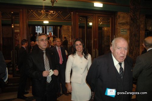 Llegada de Isabel Fernández