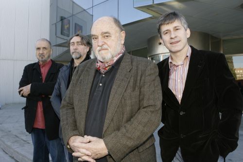 Jean Claude Carriere, amigo y guionista de Buñuel, el director de cine Javier Espada, Juan Luis Buñuel y el director de cine Gaizka Urresti Jean Claude Carriere, amigo y guionista de Buñuel, el director de cine Javier Espada, Juan Luis Buñuel y el director de cine Gaizka Urresti