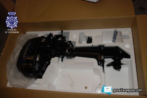 Ejemplar de motor fuera borda recuperado