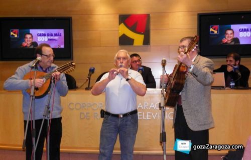 José Ramón Marcuello interpreta una jota José Ramón Marcuello interpreta una jota